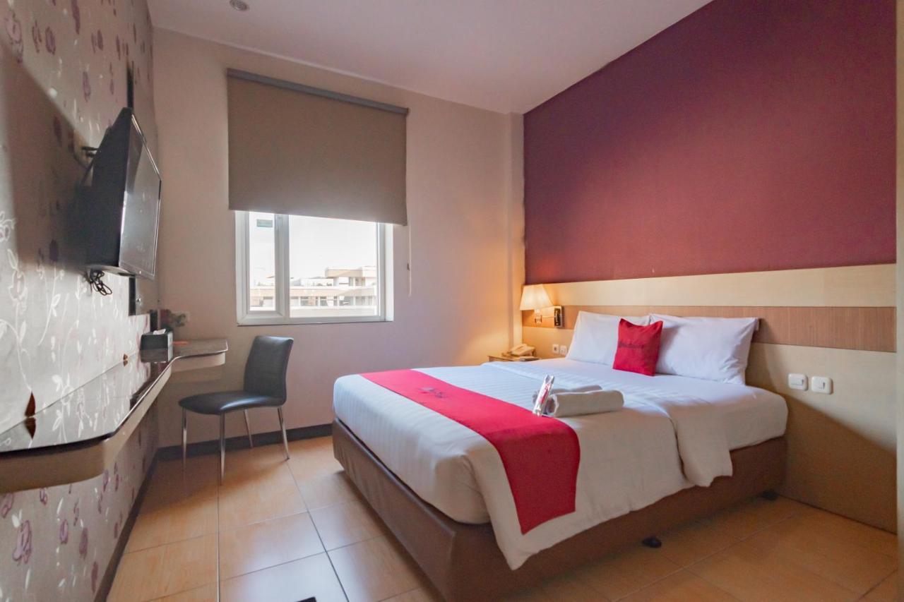 Reddoorz Premium Near Bandung Station Hotel Luaran gambar